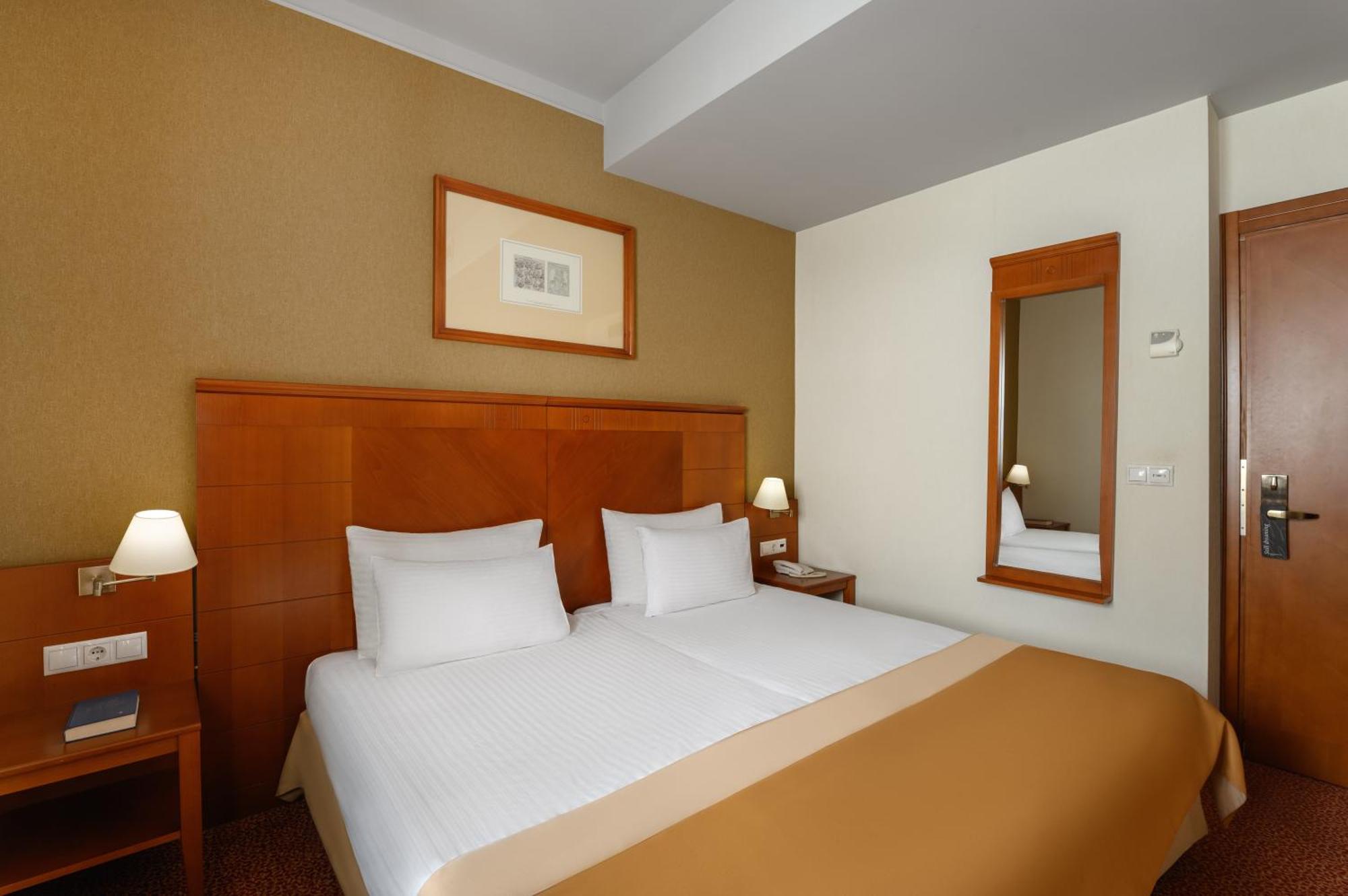 Mercure Szekesfehervar Magyar Kiraly Exteriér fotografie