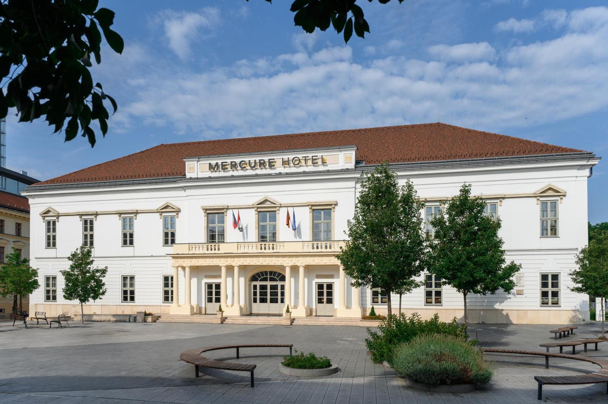 Mercure Szekesfehervar Magyar Kiraly Exteriér fotografie