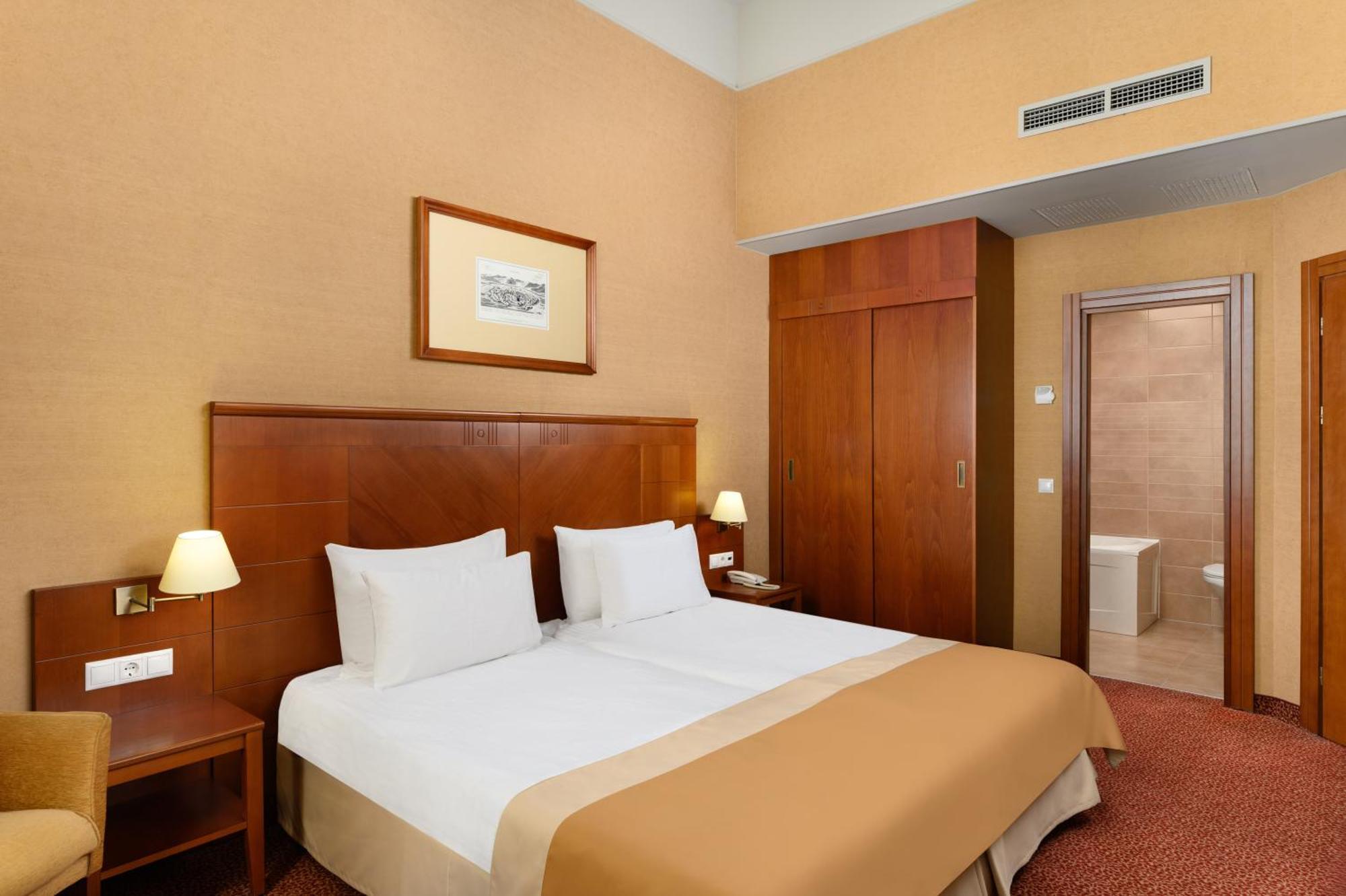 Mercure Szekesfehervar Magyar Kiraly Exteriér fotografie
