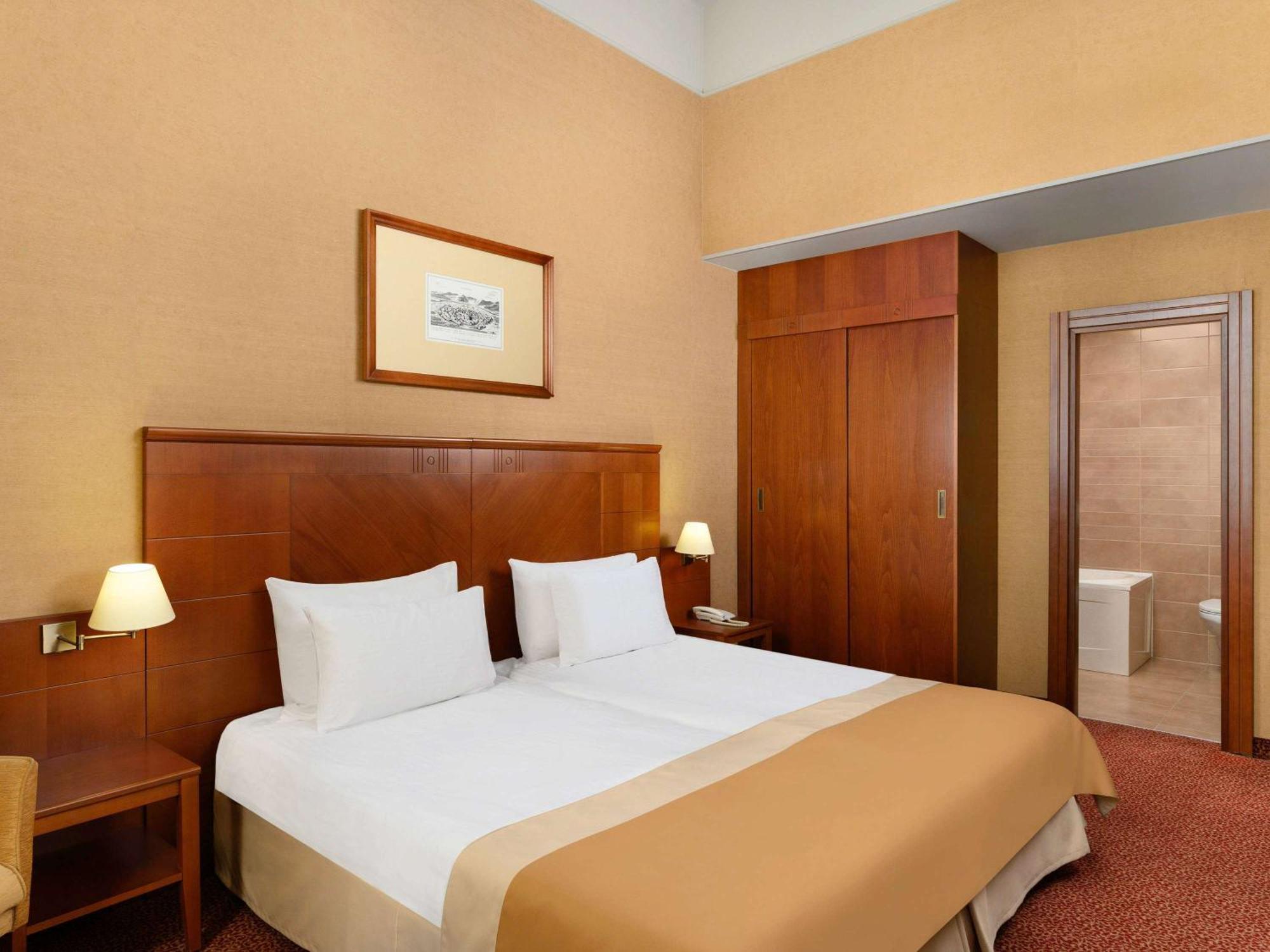 Mercure Szekesfehervar Magyar Kiraly Exteriér fotografie